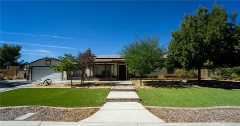 Primary image of 37375 96th Street E, Littlerock, CA 93543