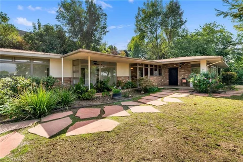 21140 E Covina Hills Road, Covina, CA 91724