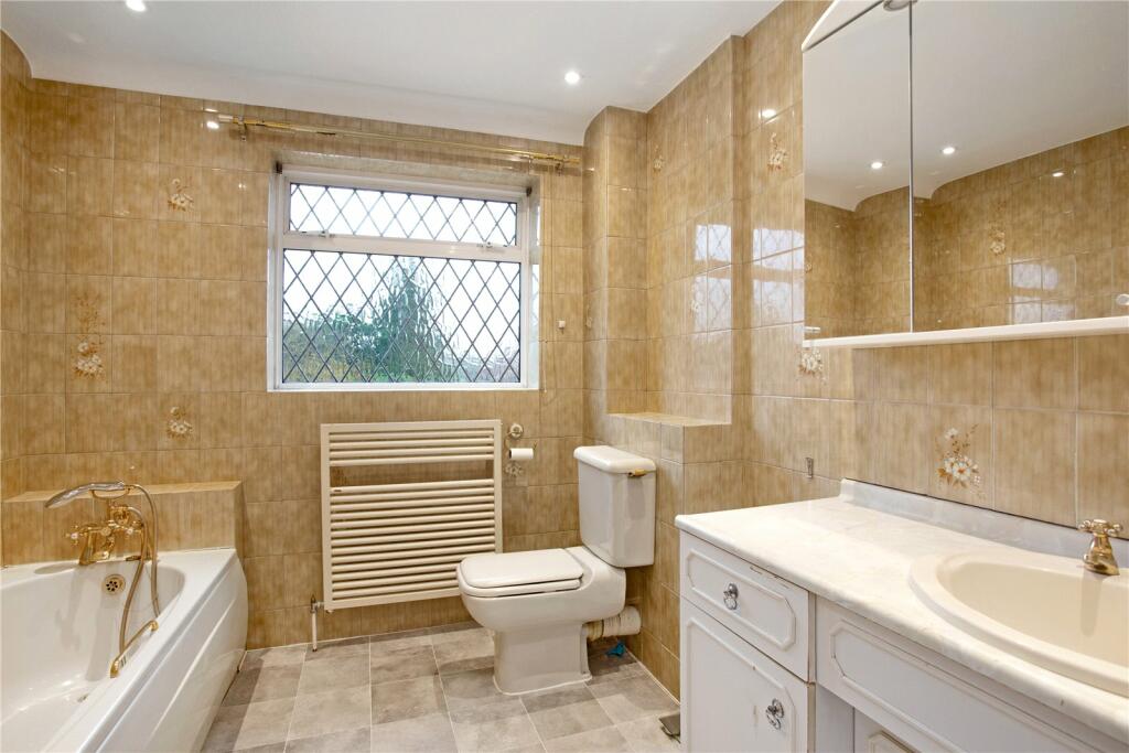 Additional image 12 of Oakfield Road, Harpenden, Hertfordshire, AL5