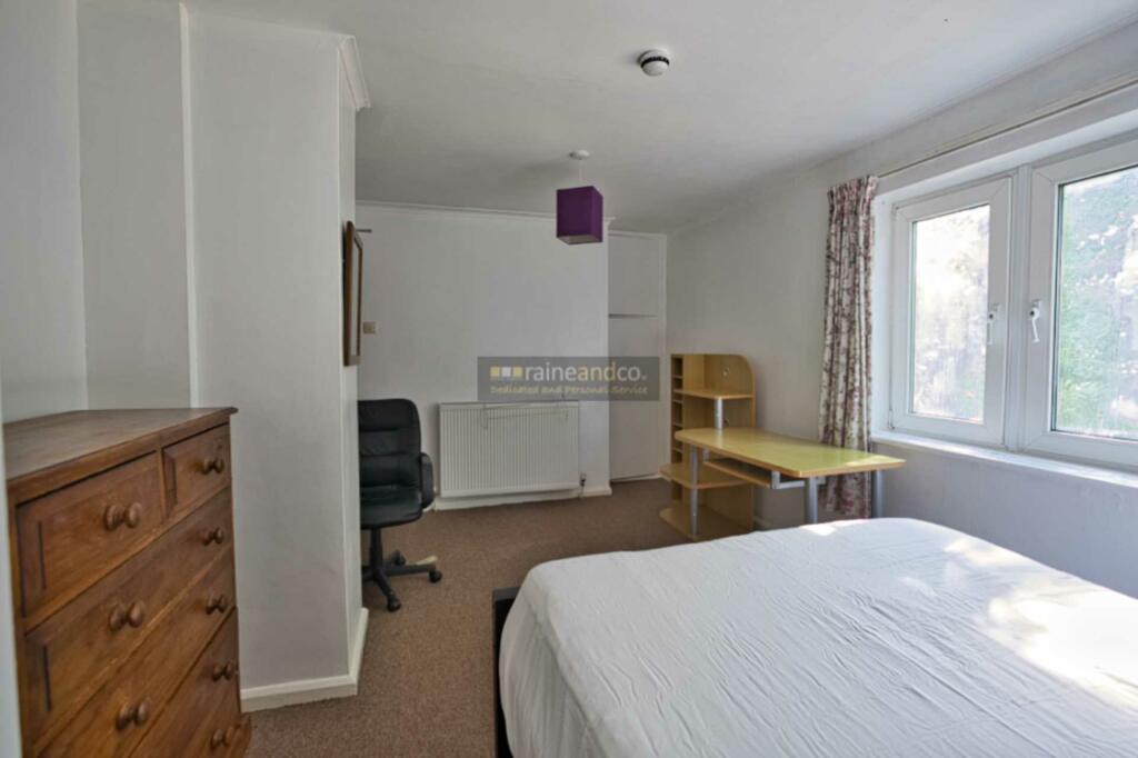 Additional image 7 of Link Walk, Hatfield