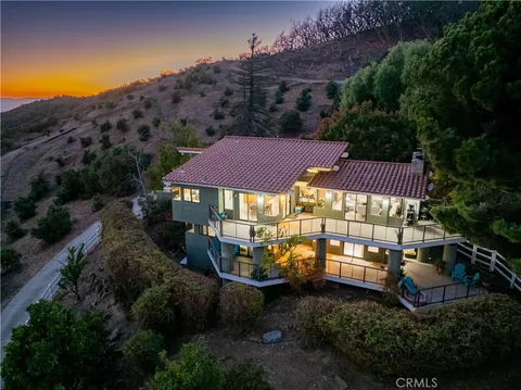 49605 Via Vaquero Rd, Temecula, CA 92590