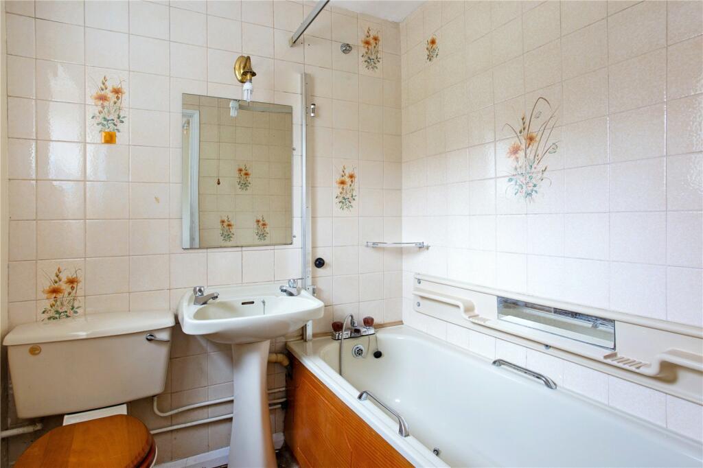 Additional image 11 of Holcroft Road, Harpenden, Hertfordshire, AL5