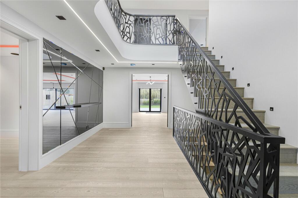 Additional image 3 of Brookmans Avenue, Brookmans Park, Hertfordshire, AL9