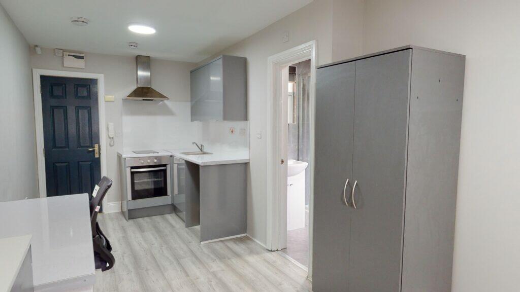 Additional image 3 of Studio 5, 176 Bournbrook Road, Selly Oak, Birmingham, B29 7DD