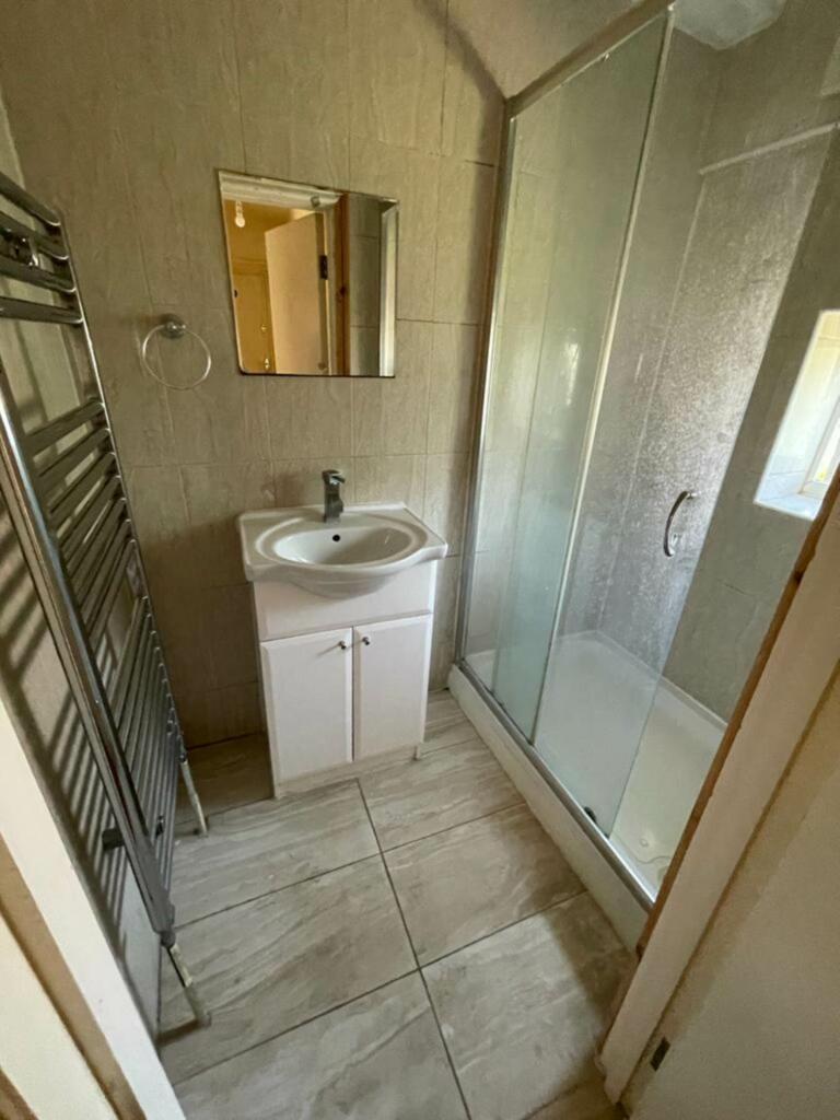 Additional image 5 of Bishops Rise, Hatfield