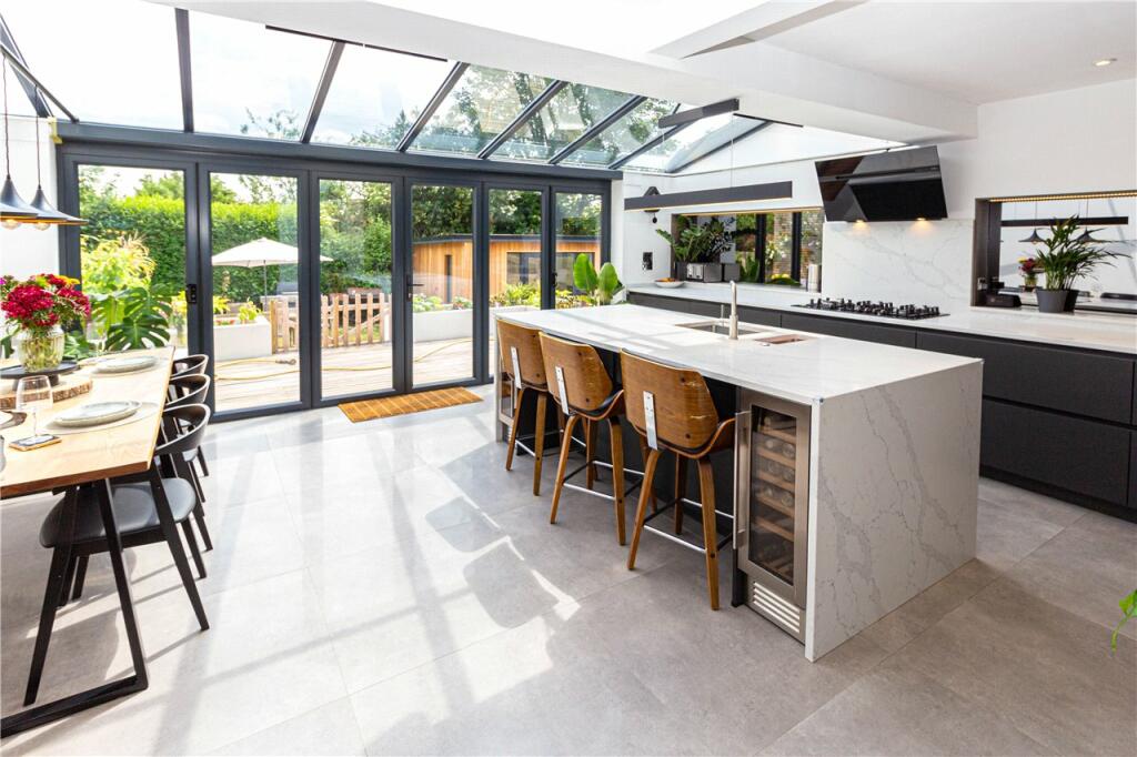 Additional image 3 of Porters Hill, Harpenden, Hertfordshire, AL5