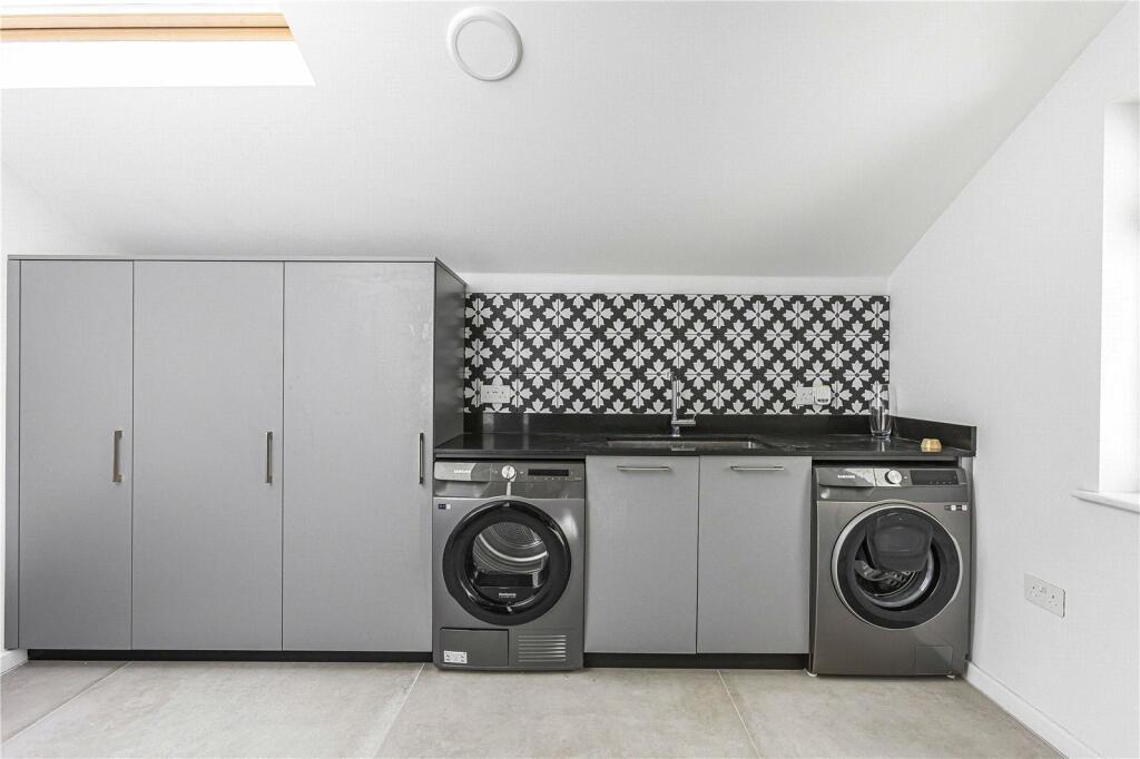 Additional image 9 of Great North Road, Brookmans Park, Hertfordshire, AL9