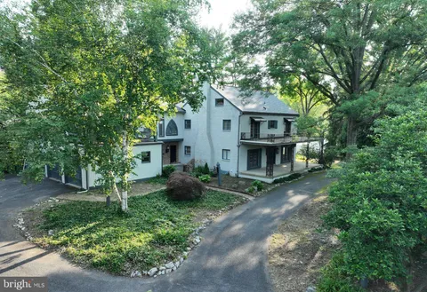 3819 Lamp Post Lane, Camp Hill, PA 17011