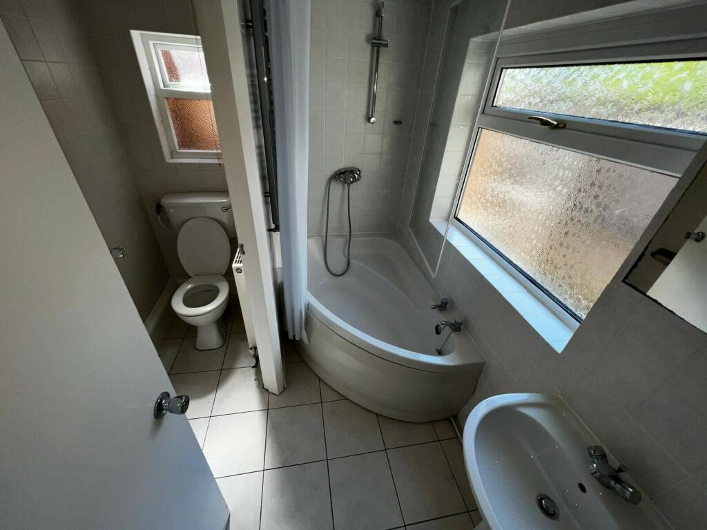 Additional image 11 of Tiverton Road