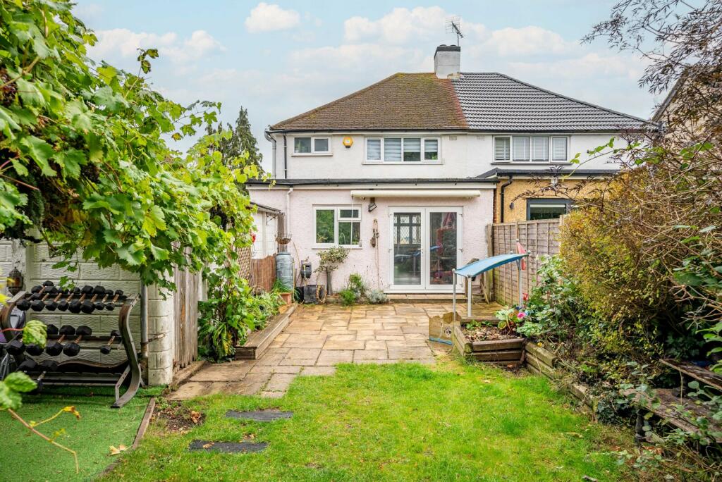 Additional image 13 of Penn Road, Park Street, St. Albans, Hertfordshire, AL2