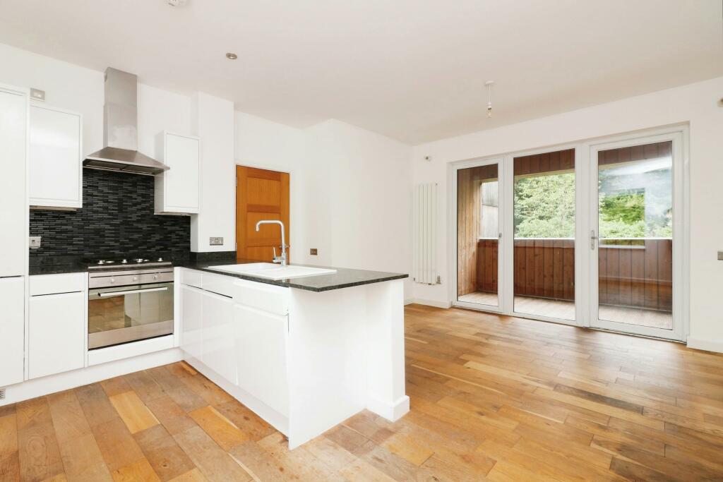 Additional image 9 of Times Court, Clock House Gardens, Welwyn, Herts, AL6