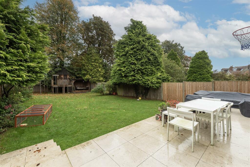 Additional image 11 of Moreton Avenue, Harpenden