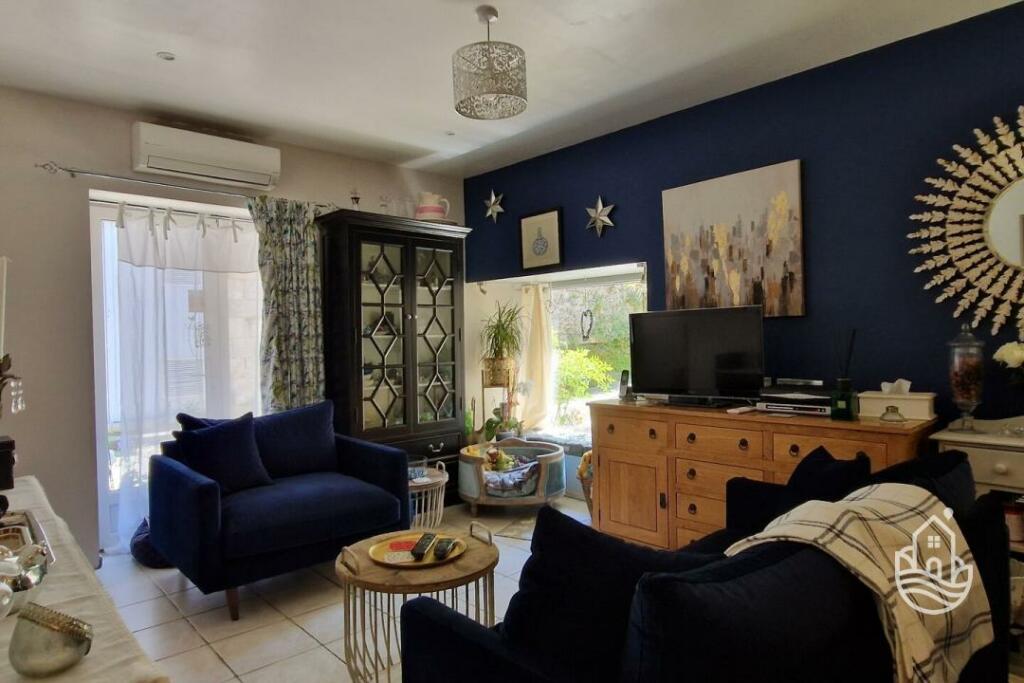 Primary image of Le-Bugue, Aquitaine, 24260, France