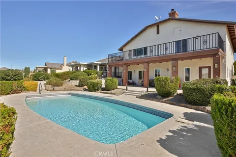 16470 Wintun Road, Apple Valley, CA 92307