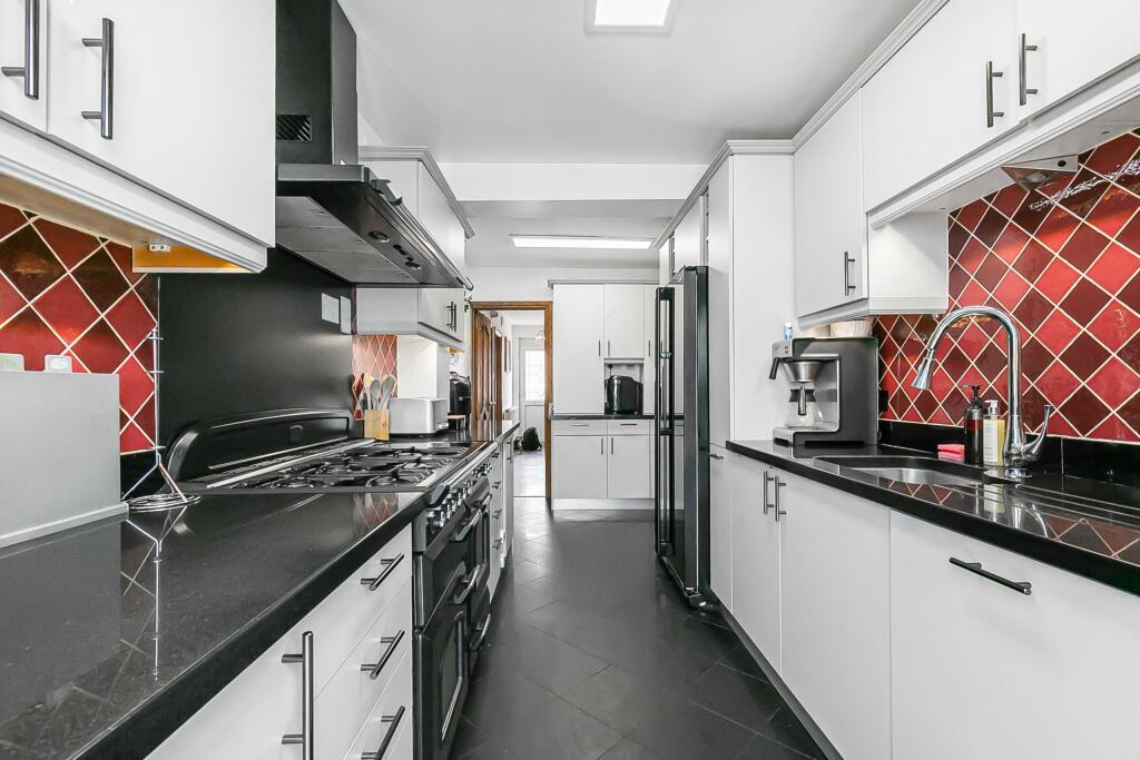 Additional image 3 of Hedley Road, St Albans, AL1