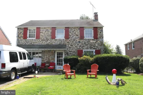 172 Warrior Road, Drexel Hill, PA 19026