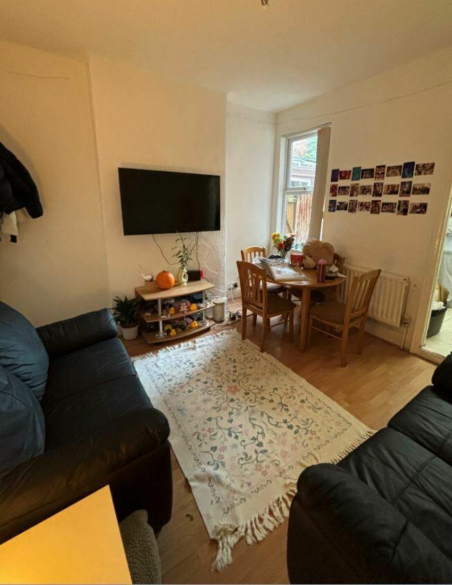 Additional image 3 of Tiverton Road