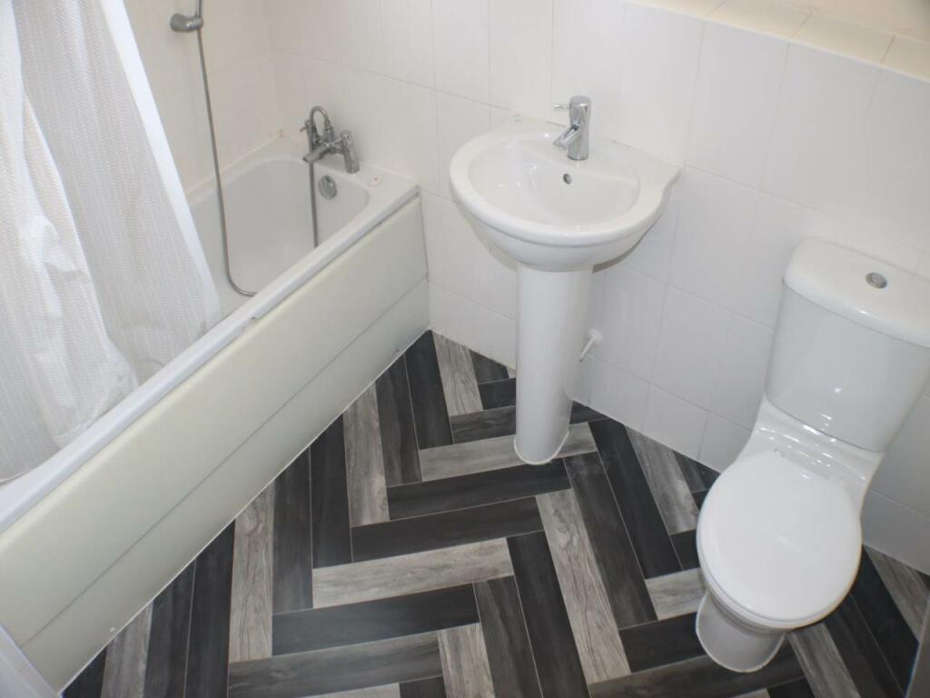 Additional image 5 of Aviation Avenue, Hatfield, Hertfordshire