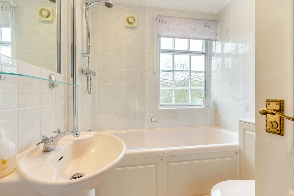 Additional image 9 of Burton Close, Wheathampstead, St Albans