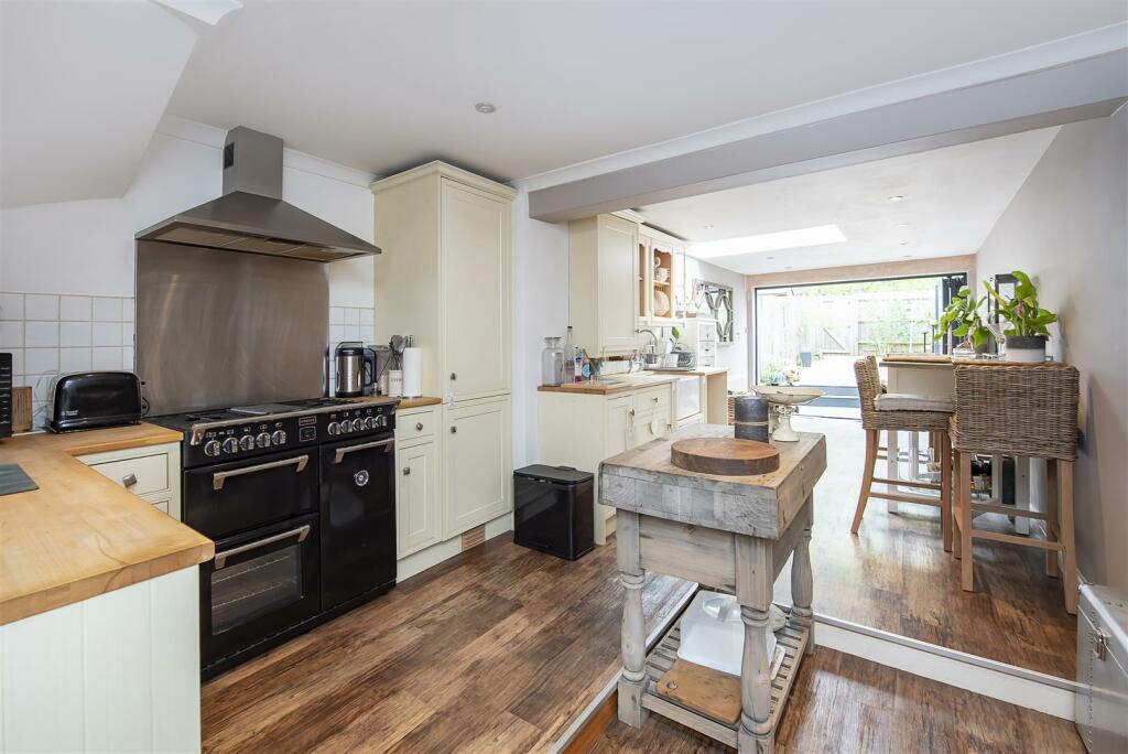 Additional image 12 of Luton Road, Harpenden