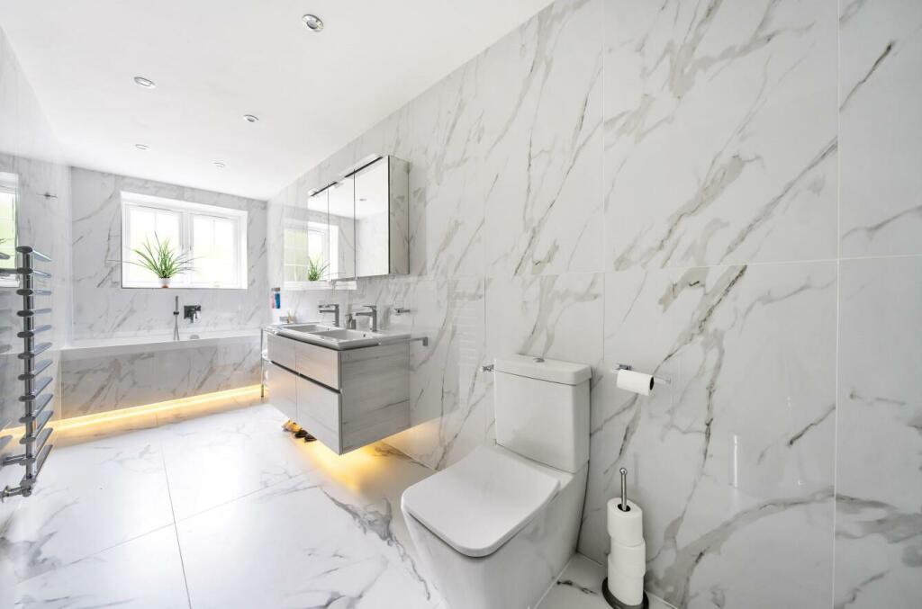 Additional image 12 of Dixons Hill Close, North Mymms, Hertfordshire