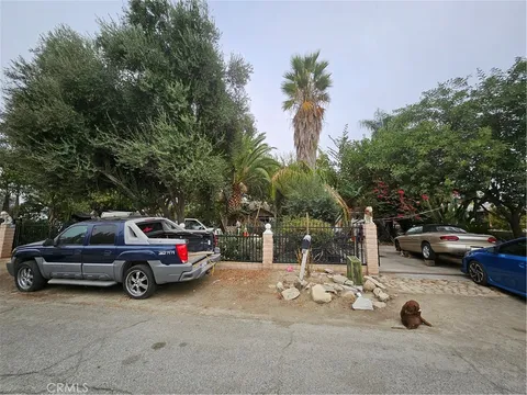 566 E Santa Fe Street, San Bernardino, CA 92408