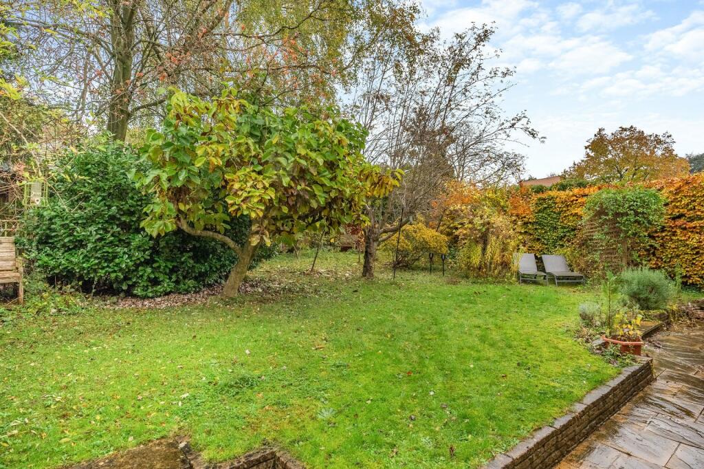 Additional image 11 of Sibley Avenue, Harpenden, Hertfordshire