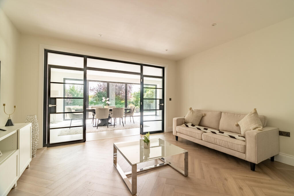 Additional image 9 of Abbey Avenue, St. Albans, Hertfordshire, AL3