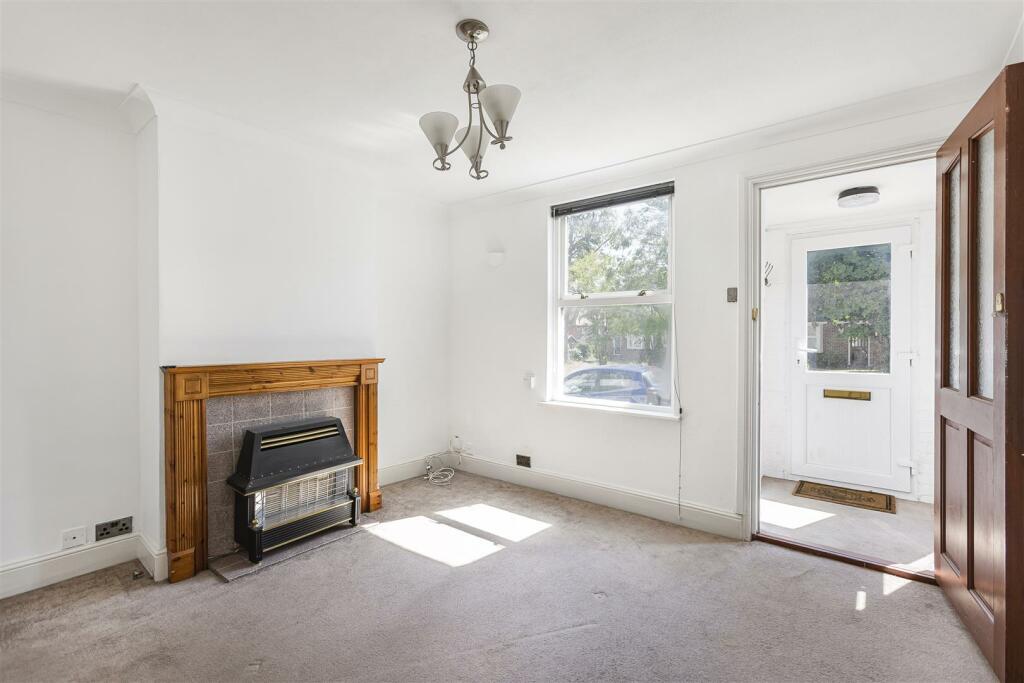 Additional image 21 of Station Road, Harpenden, AL5