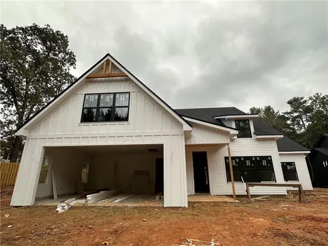 2307 Alpha Drive, Phenix City, AL 36867