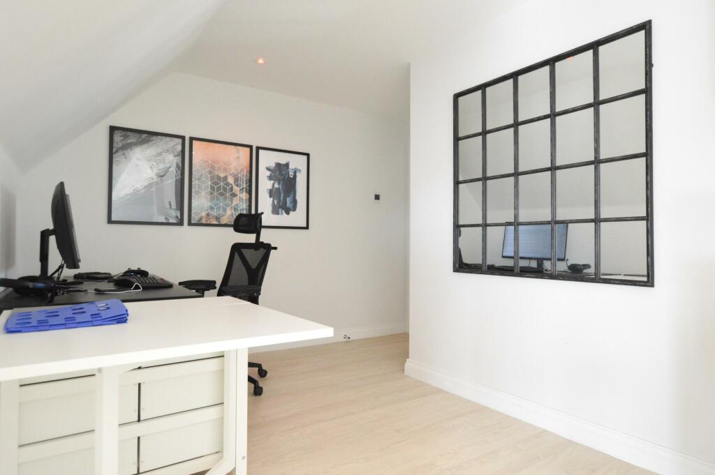 Additional image 3 of Verona Court, St Albans, AL1