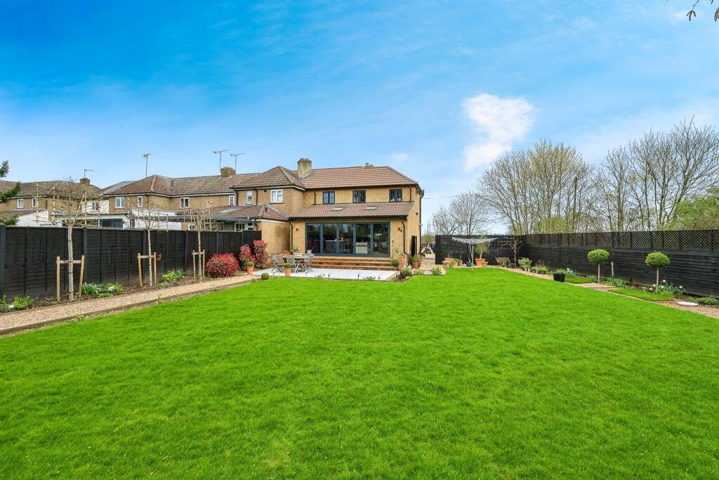 Additional image 18 of North Cottages, Napsbury, St. Albans