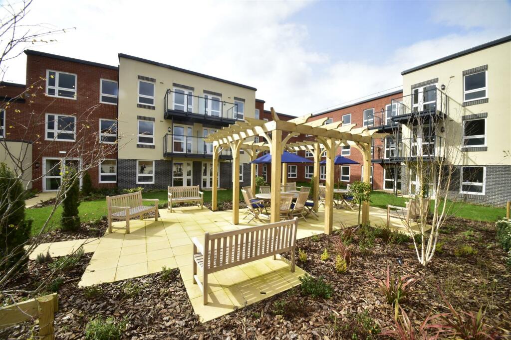 Additional image 12 of Highbury Lodge, Silver Street