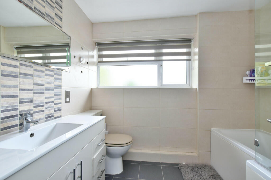 Additional image 14 of Moss Side, Bricket Wood AL2 3SU