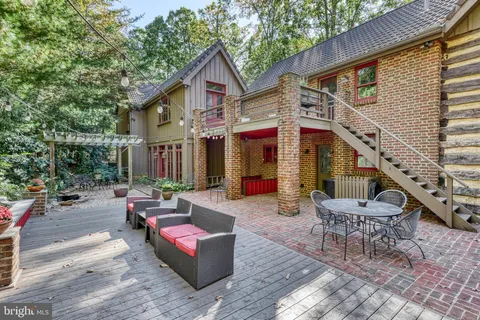 995 Black Gap Road, Fayetteville, PA 17222