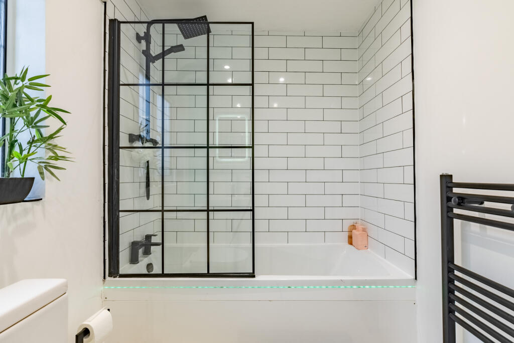 Additional image 14 of Holyrood Crescent, St. Albans, Hertfordshire, AL1