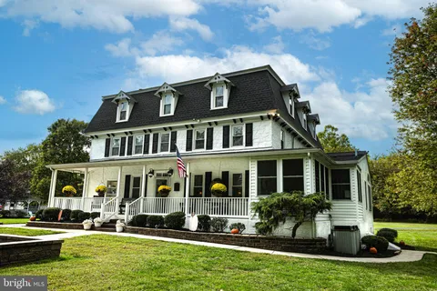 Primary image of 153 Trinley Mill Road, Royersford, PA 19468