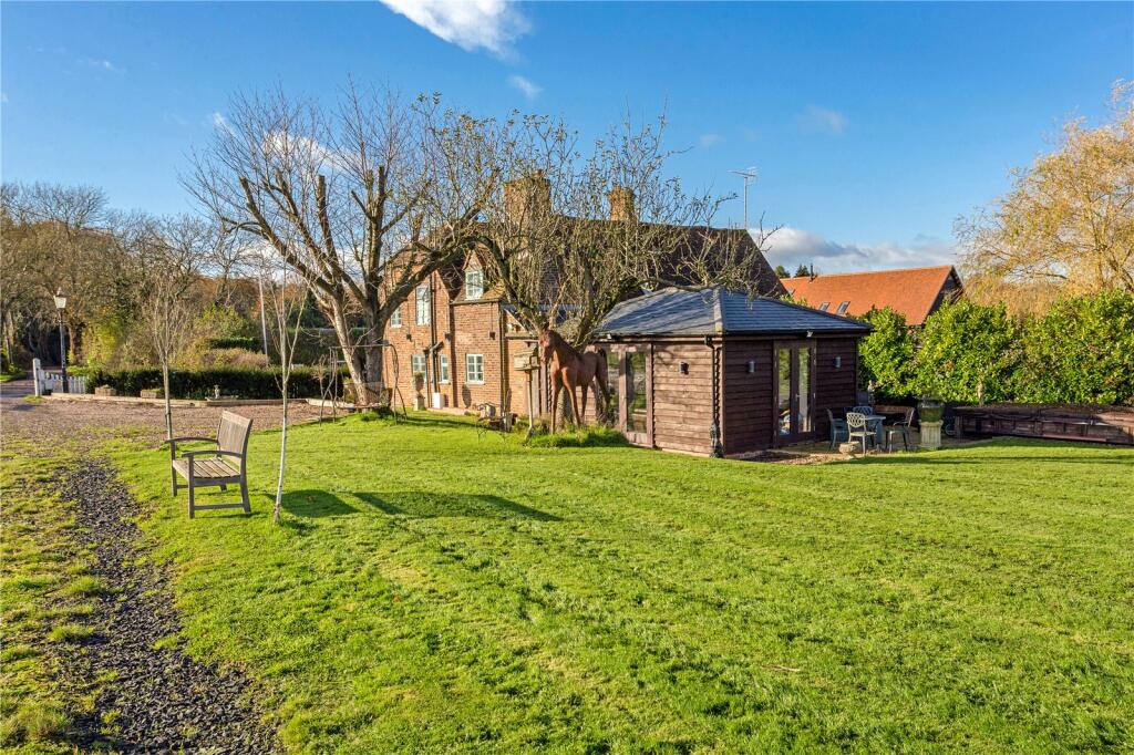 Additional image 17 of Little Woodend, Markyate, St. Albans, Hertfordshire, AL3