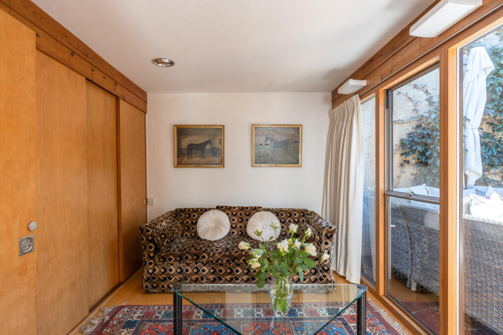 Additional image 3 of The Ryde, Hatfield, Hertfordshire