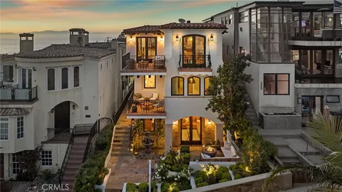 229 24th Street, Manhattan Beach, CA 90266
