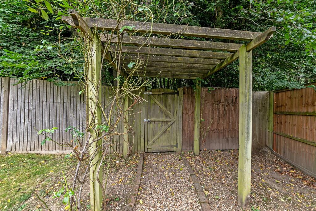 Additional image 22 of Bucknalls Drive, Bricket Wood, St. Albans