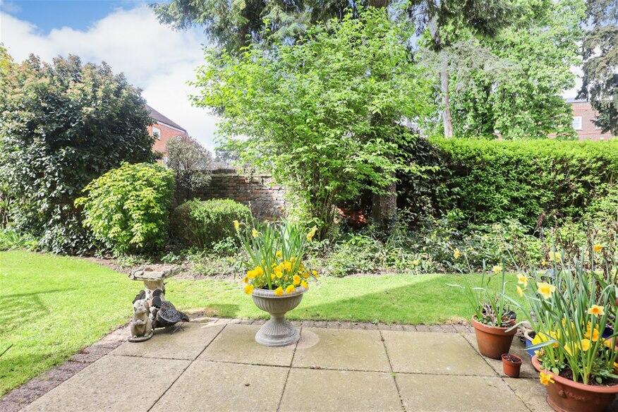 Additional image 7 of Sun Lane, Harpenden, AL5