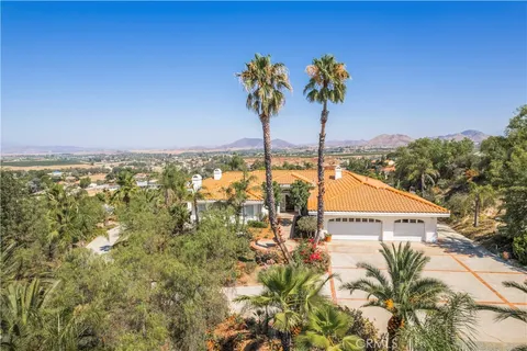 Primary image of 40954 Parado Del Sol Drive, Temecula, CA 92592