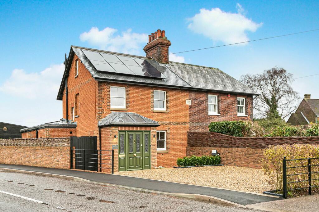 Applecross Cottage, Station Road, Welham Green, AL9