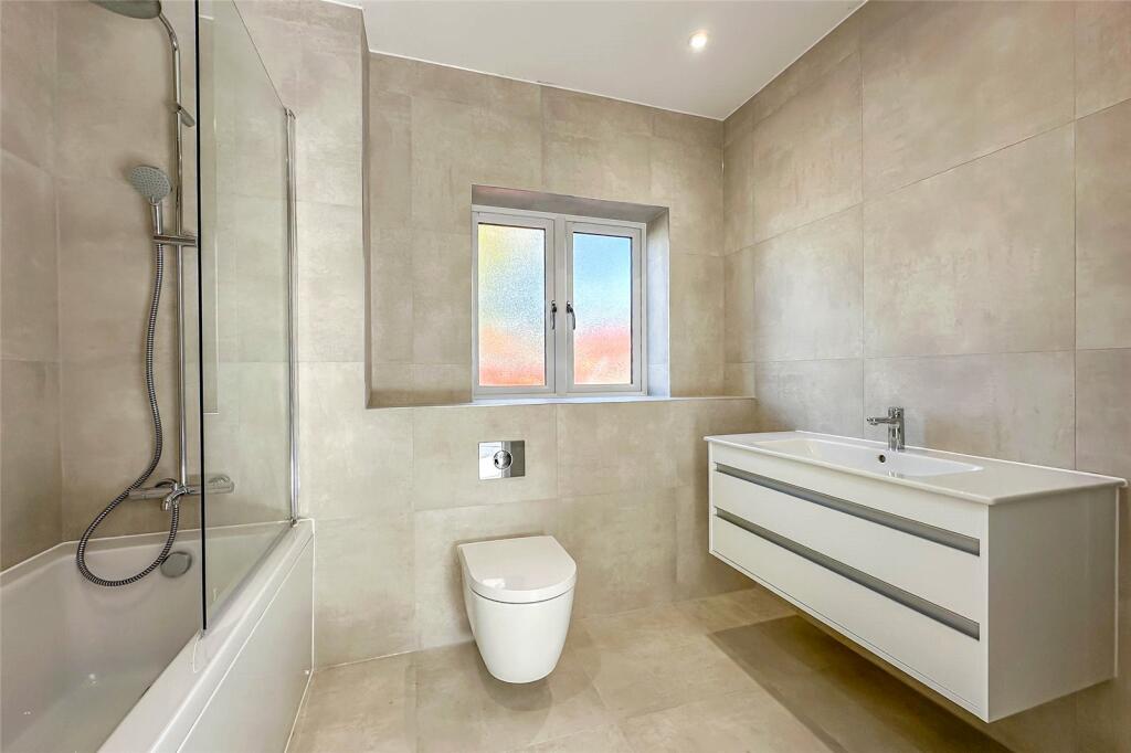 Additional image 8 of West Avenue, St Albans, Herts, AL2