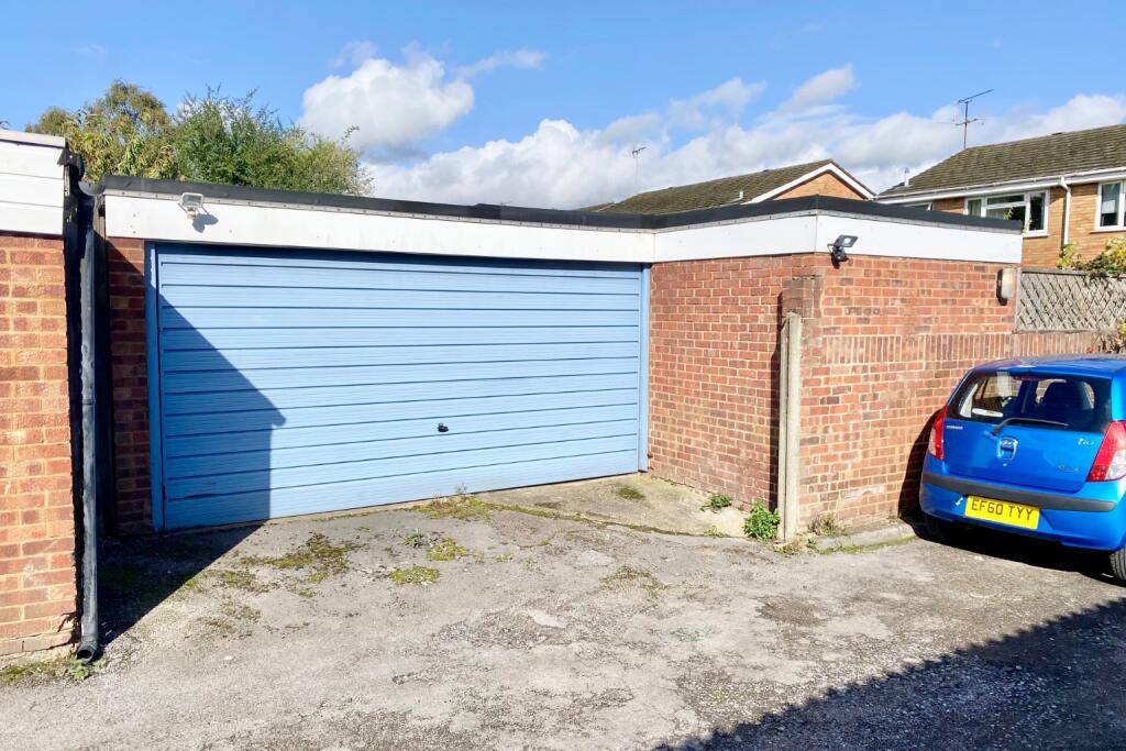 Additional image 18 of Ringway Road, Park Street, St. Albans, Hertfordshire, AL2
