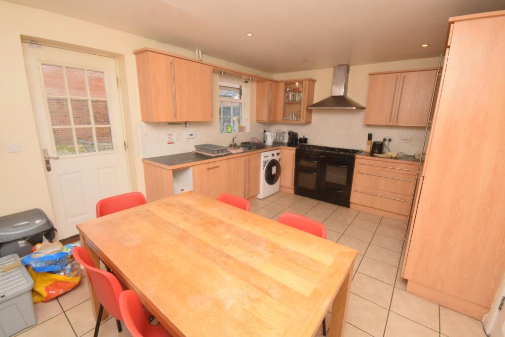 Additional image 2 of Errington Close, Hatfield, AL10