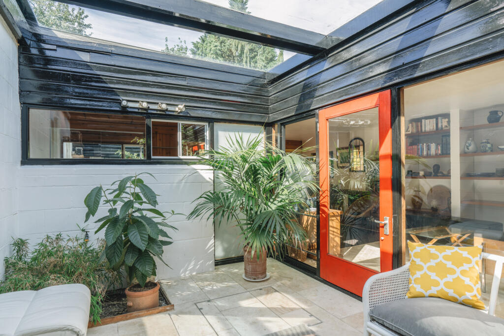 Additional image 15 of The Ryde, Hatfield, Hertfordshire