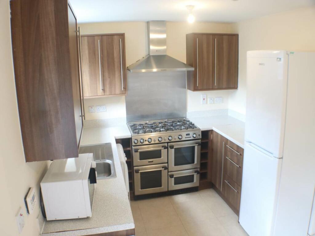 Additional image 13 of Aviation Avenue, Hatfield, Hertfordshire