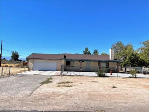 21963 Goshute Avenue, Apple Valley, CA 92307